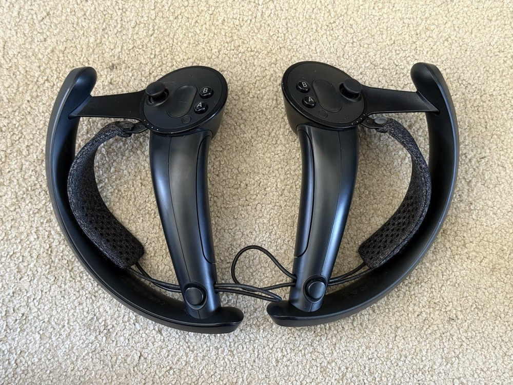 Valve Index Full Kit PC Console VR Headset With Original Box 2 Dead Pixels READ