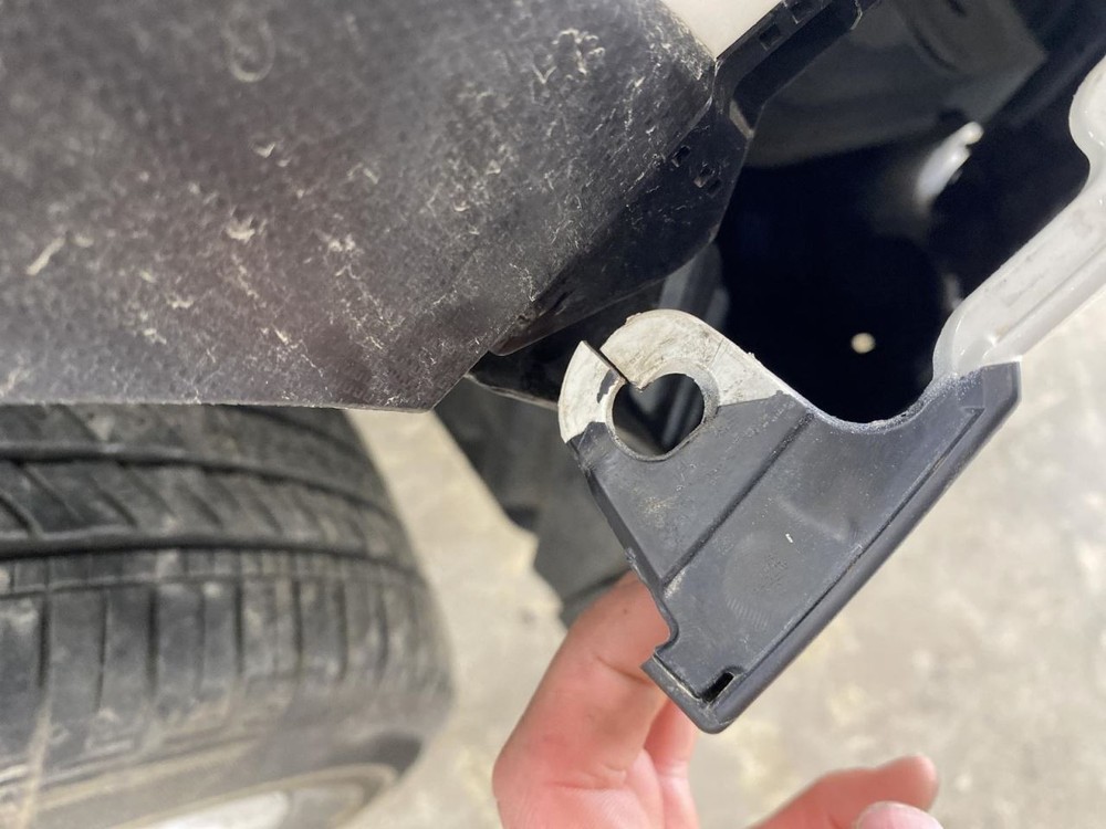 Engine ECM Electronic Control Module ID 22765AR600 Fits 22 FORESTER 1070030