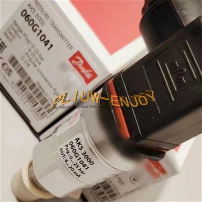 1PCS NEW Danfoss pressure transmitter AKS3000 060G1041