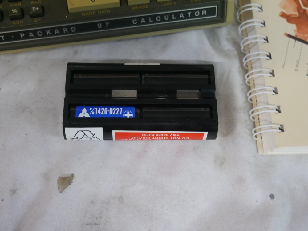 1978 Hewlett Packard HP 97 Programmable Calculator Complete with Manuals + Box!