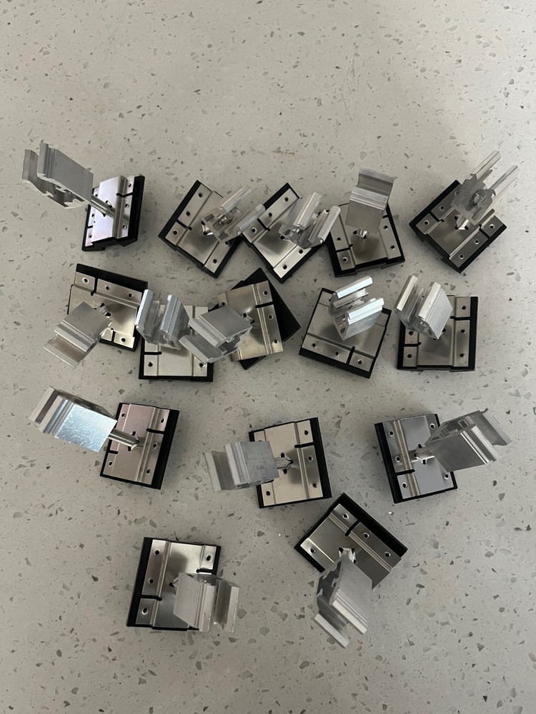 15 Solar Panel Roof Clip Lot
