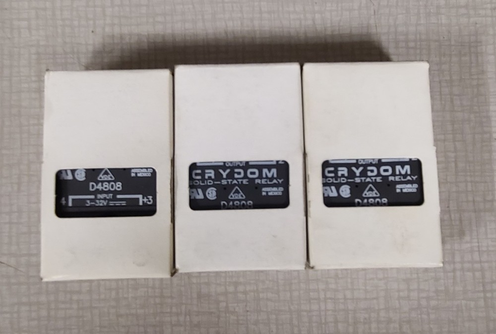 CRYDOM SOLID-DTATE RELAY D4808
