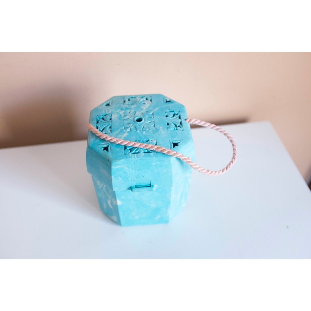 Vintage Plastic Yarn Caddy – Aqua Craft Storage