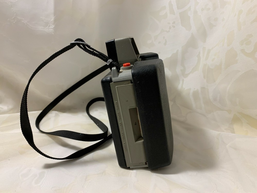 Polaroid Camera Countdown M 80 Automatic Land Camera Vintage