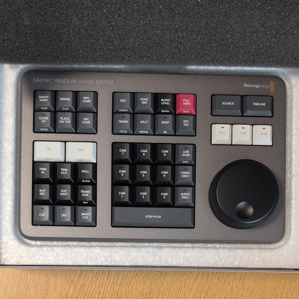 Blackmagic Design DaVinci Resolve Speed Editor Keyboard (No Software License)