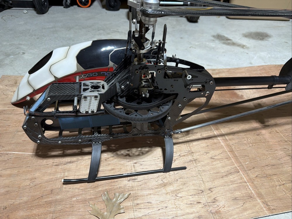 Mikado Logo 700 Airframe With Main Blades