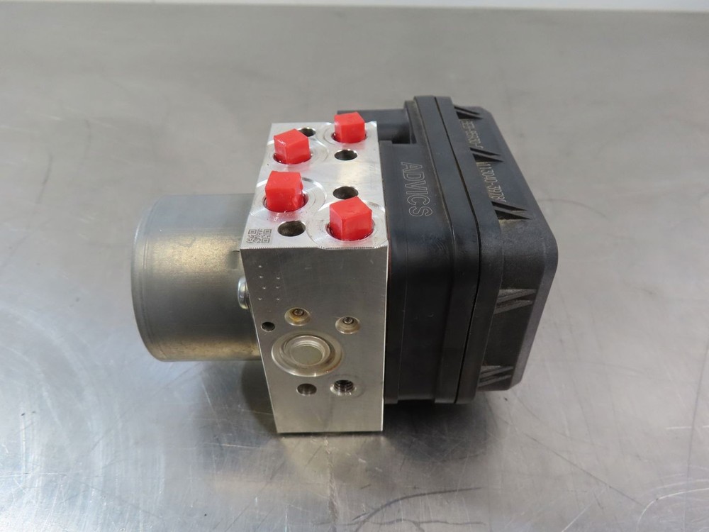 EB1458 2024 24 YAMAHA R7 ABS MODULE