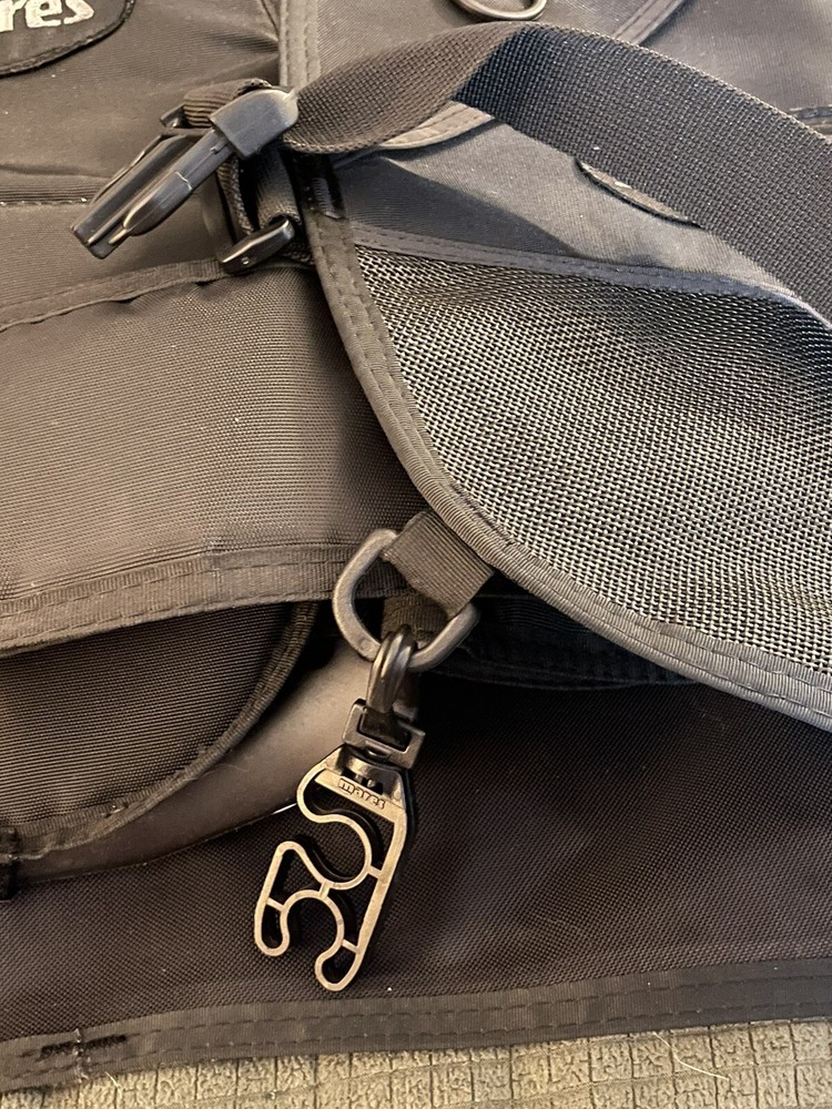 Mares Scuba Vest- Vector Origin - Black- size Large