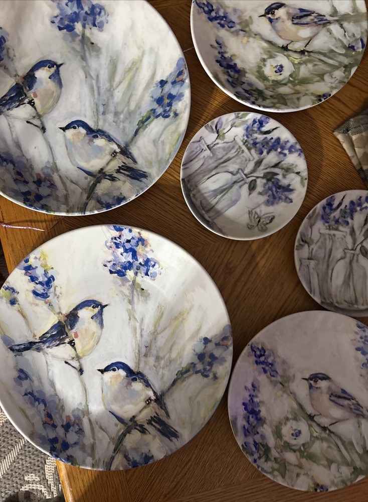 Certified international Plate Set By Suzan Winget