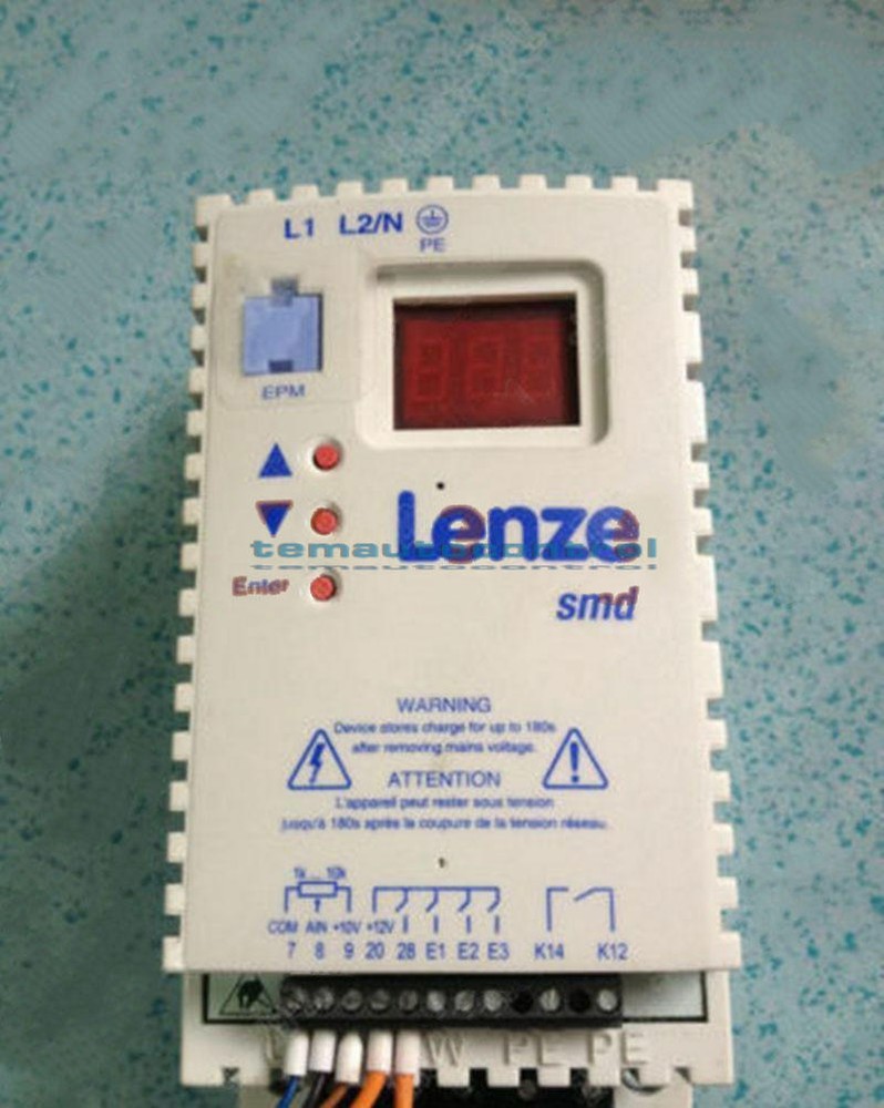 1piece Used Lenze ESMD251X2SFA Frequency Converter Tested Good