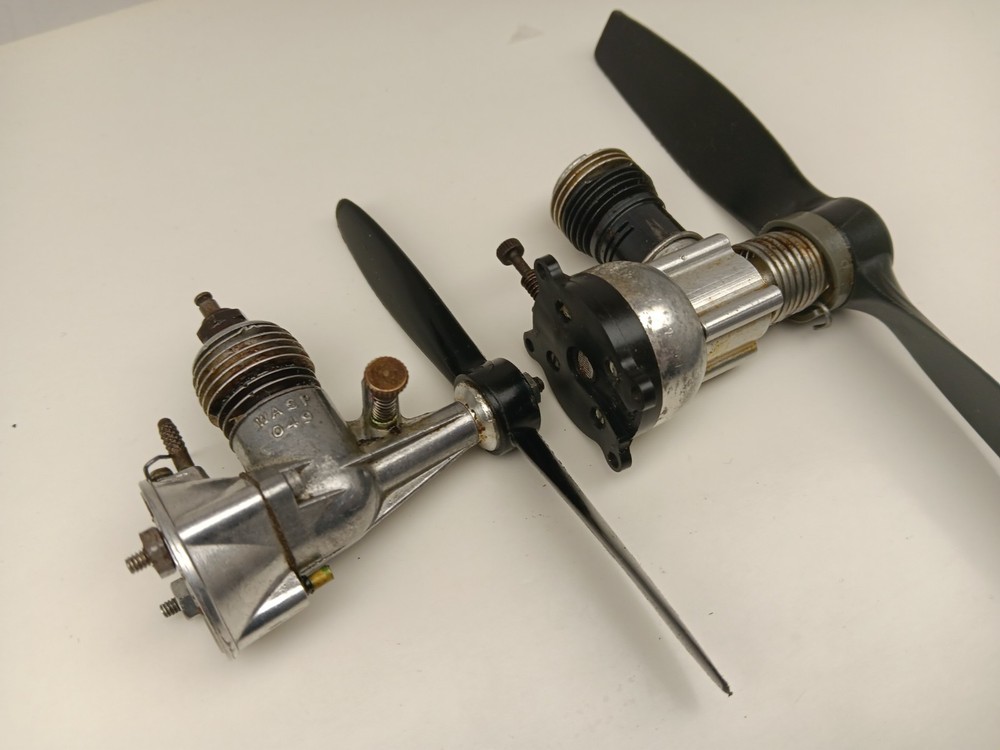 Vintage COX Thimble Drome & WASP 049 Model Engines