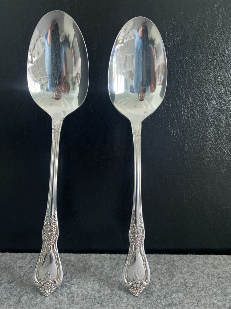 2 Oneida Distinction KENNETT SQUARE Stainless HH Servings Spoons Flatware