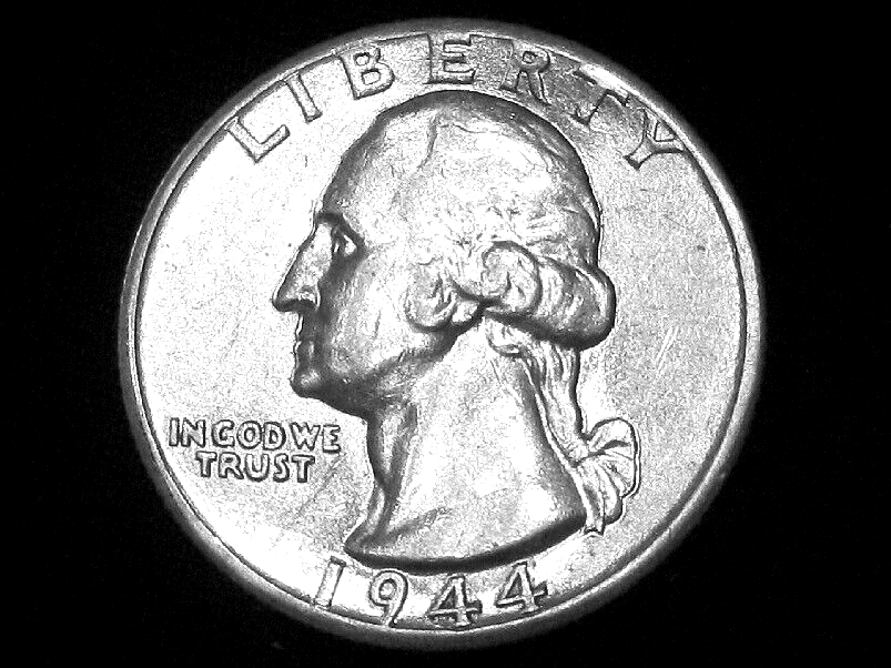 1944-D Washington Quarter --- Almost Uncirculated +++
