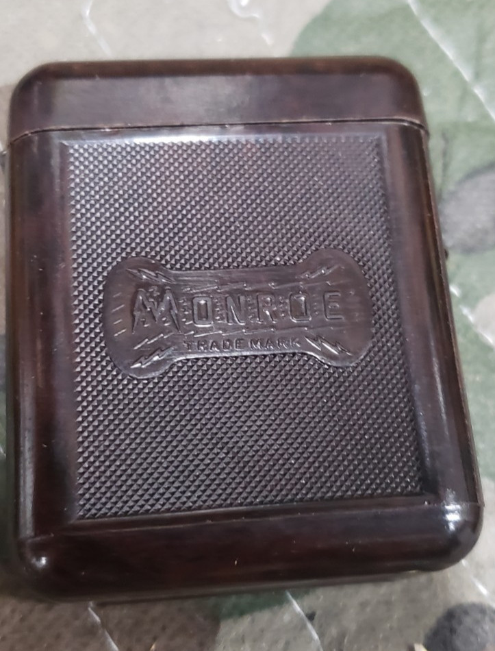Monroe Magnetic Sharpener with Box, Looks Good