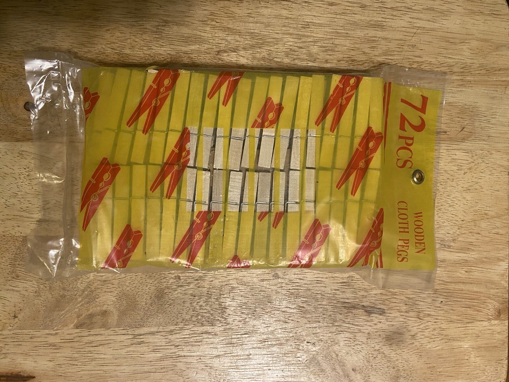 72 Pieces Wooden Cloth Pegs -new