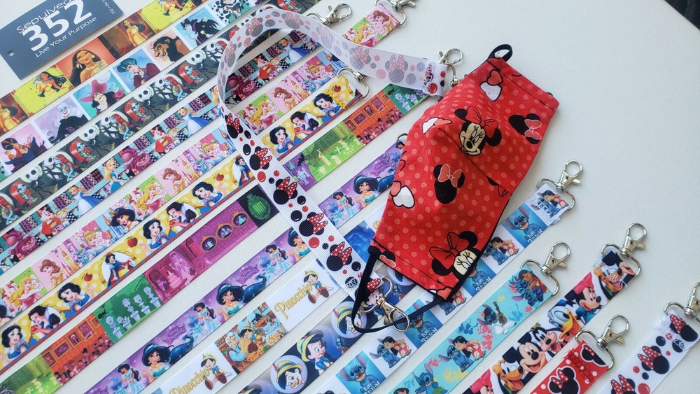 Disney face mask Lanyard
