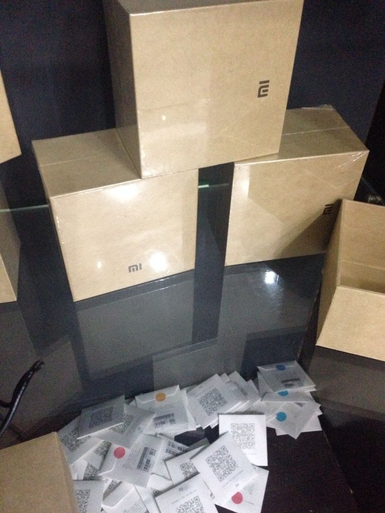Xiaomi Smart Band_light sensor and heart rate version_bluetooth_android_iphone