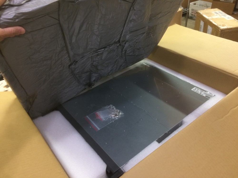 PROMISE TECHNOLOGY VTRAK E310S EMPTY CHASSIS LOCKABLE W KEYS