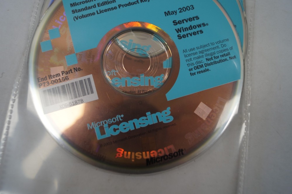 MicroSoft Office Windows Server 2003 Standard Ed Software w Product Key C242