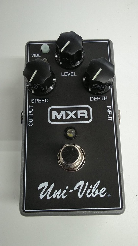 Mxr M68 Uni-Vibe Effector