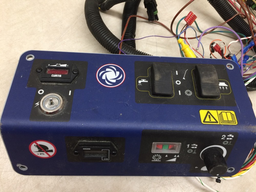 Nilfisk AquaMax Floor Scrubber Control Panel Interface Board W/ Wiring Harness