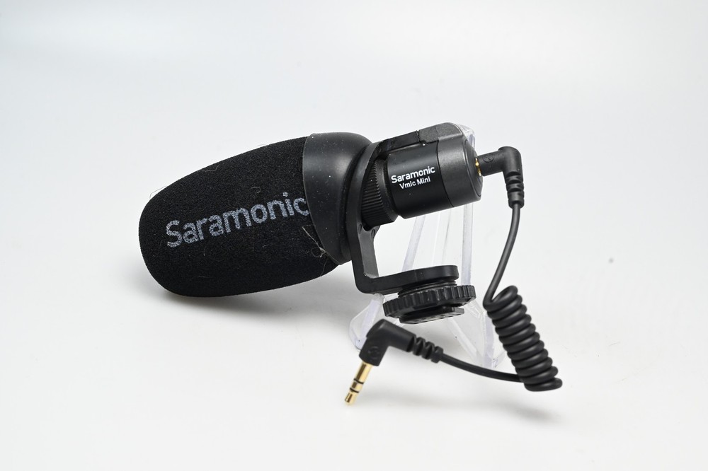 Saramonic Vmic Mini Compact Camera-Mount Microphone #G628