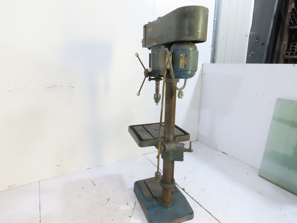 20" CLAUSING 2275 SINGLE-SPINDLE Variable Speed FLOOR-STANDING DRILL PRESS 3PH