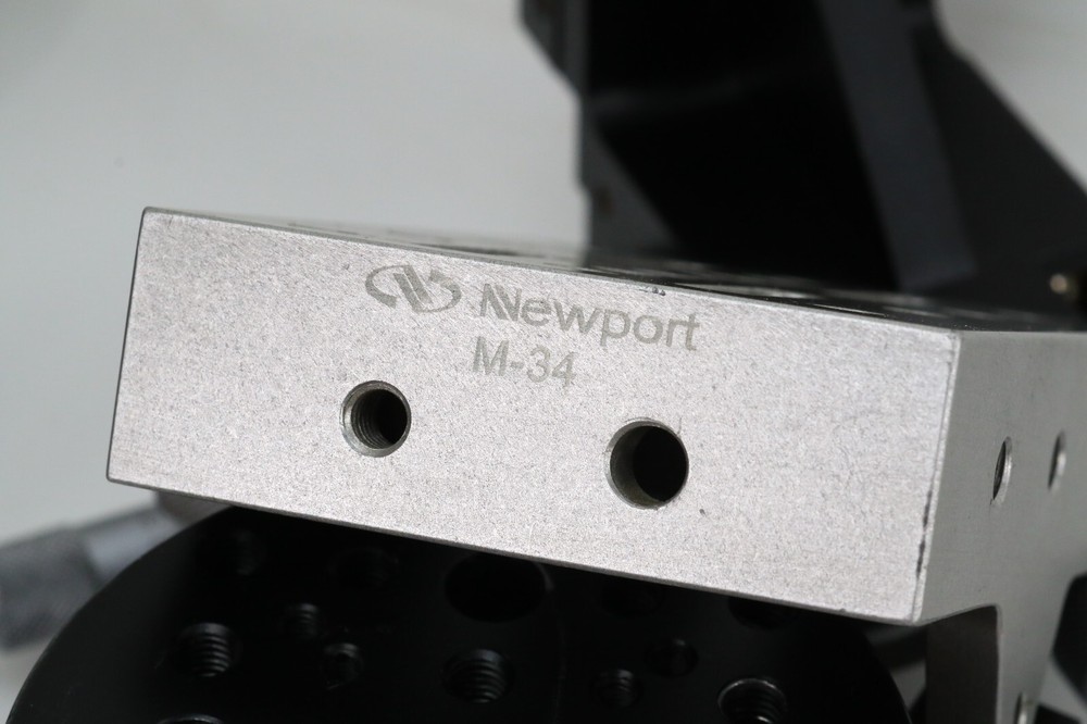 NEWPORT M-34 Rotatable Post Platform, Arbitrary Angle Mounting, 1.5 in. Post, M6