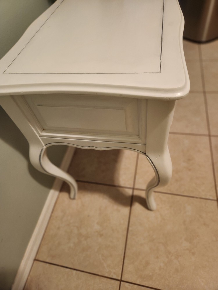 Vintage Desk/vanity