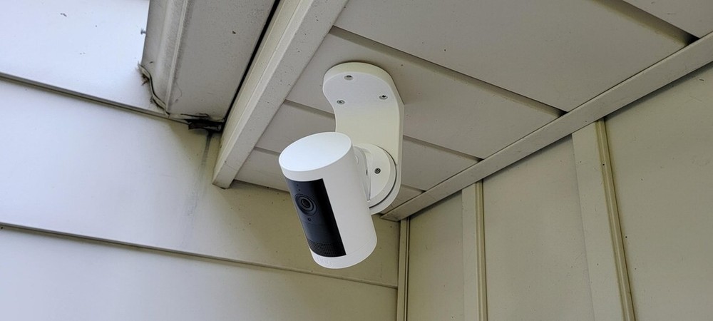 Ring Outdoor Cam Plus Soffit, Eave, and Ceiling Mount