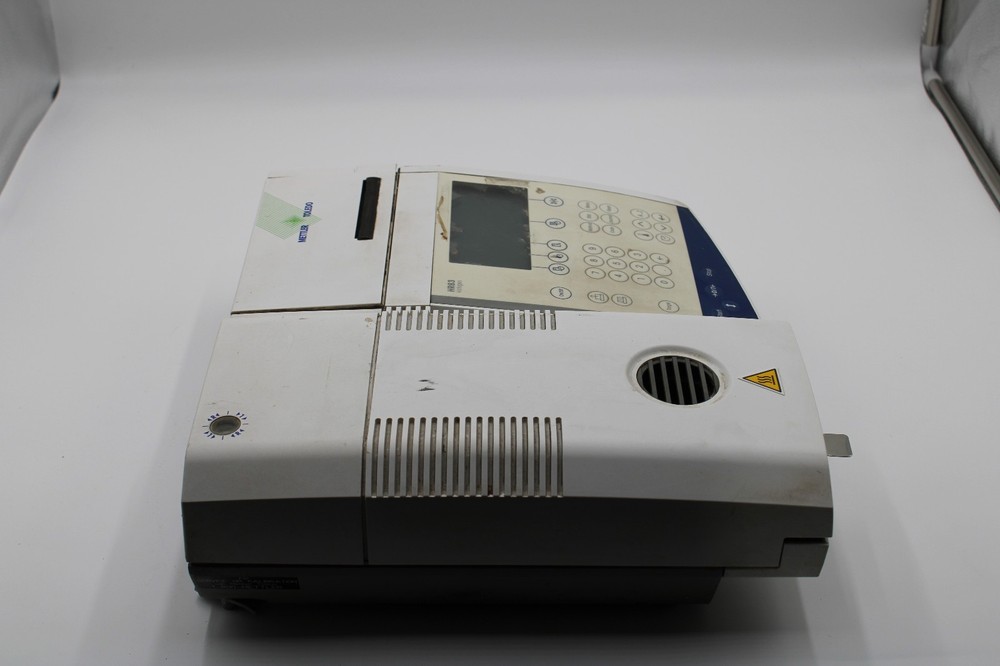 Mettler Toledo HR83 Halogen Moisture Analyzer