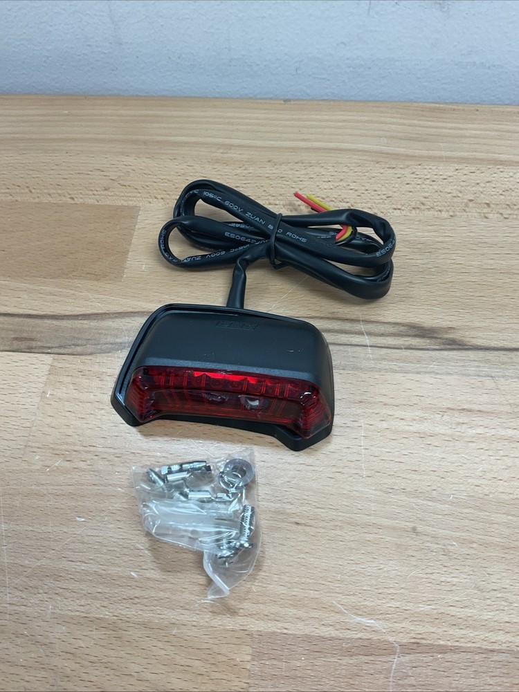 DRC PHANTOM TAIL LIGHT WITH RED LENS | D45-29-307