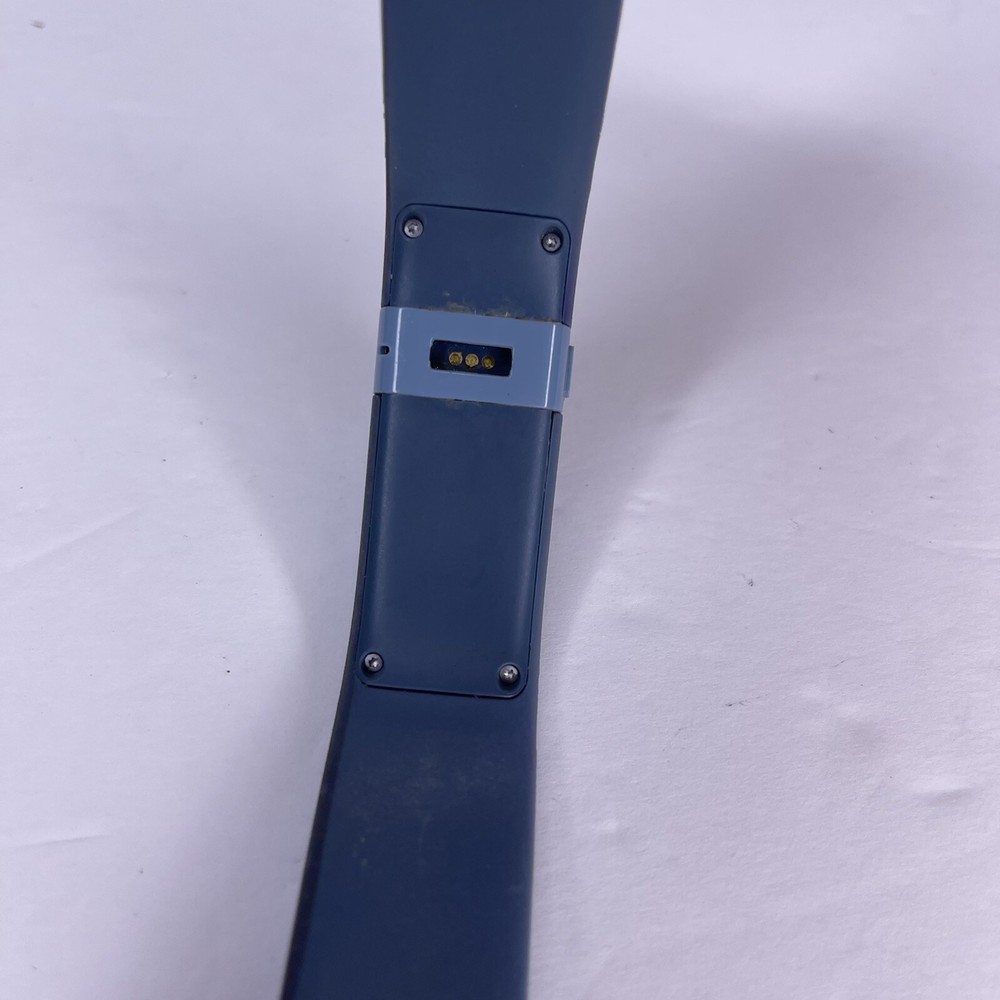 FB404 Fitbit Charge HR Wireless Activity Wristband Blue - Tested Size Small