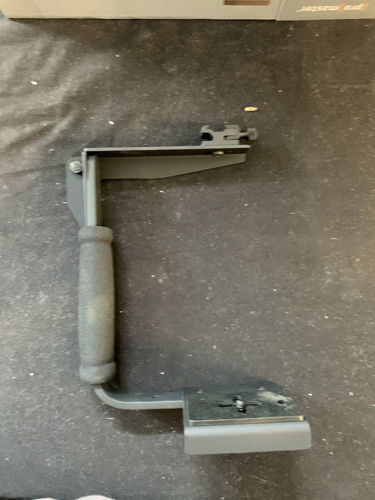 Pro master model 1 flash bracket