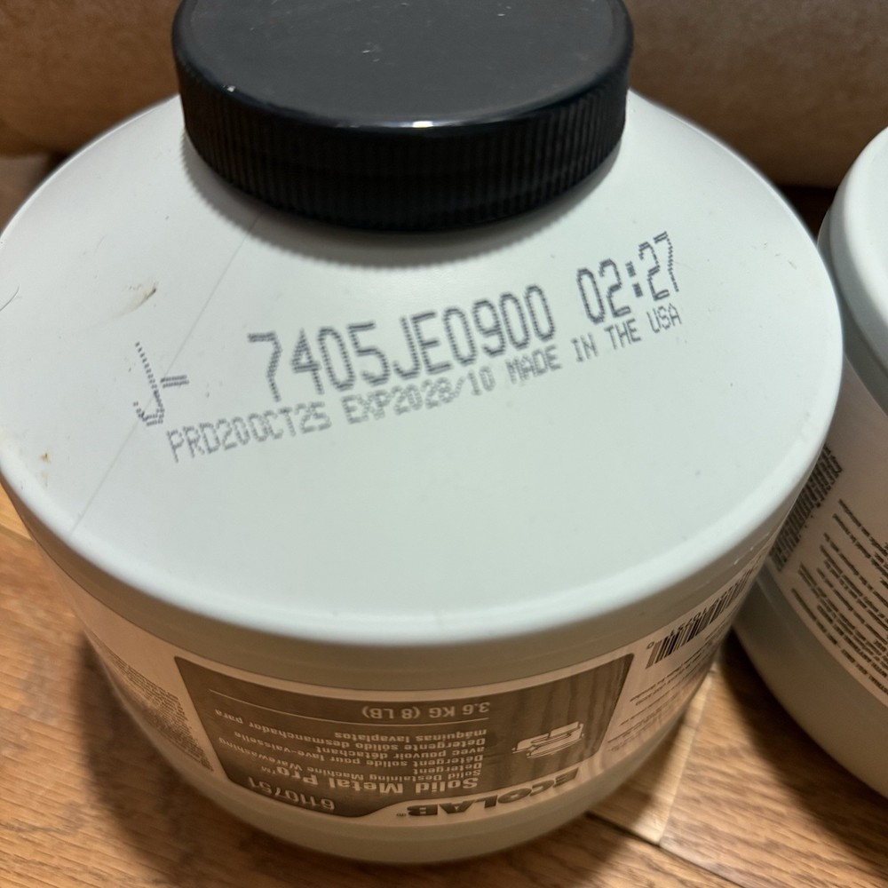 2x ECOLAB Solid Metal Pro 6110751 Solid Destaining Machine Warewashing Detergent