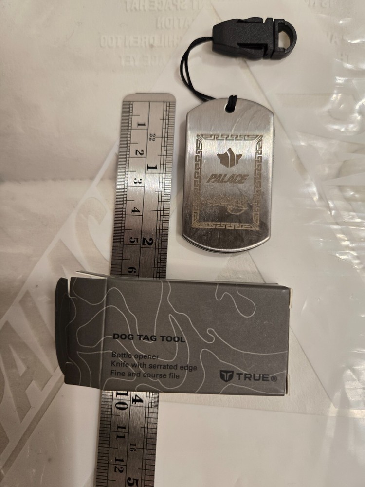 PALACE MAHARISHI DOG TAG TOOL