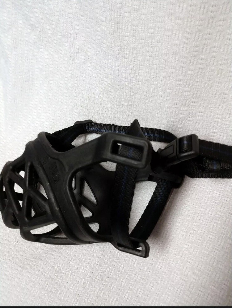 Lili Mascota Dog Muzzle - MEDIUM - Black Size 2- NEW!