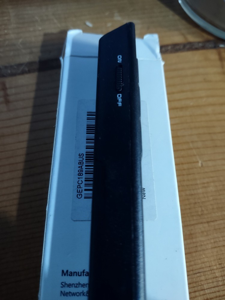 Wireless Presenter Remote - Laser Pointer - 2.4GHz - USB Plug & Play - PC189A