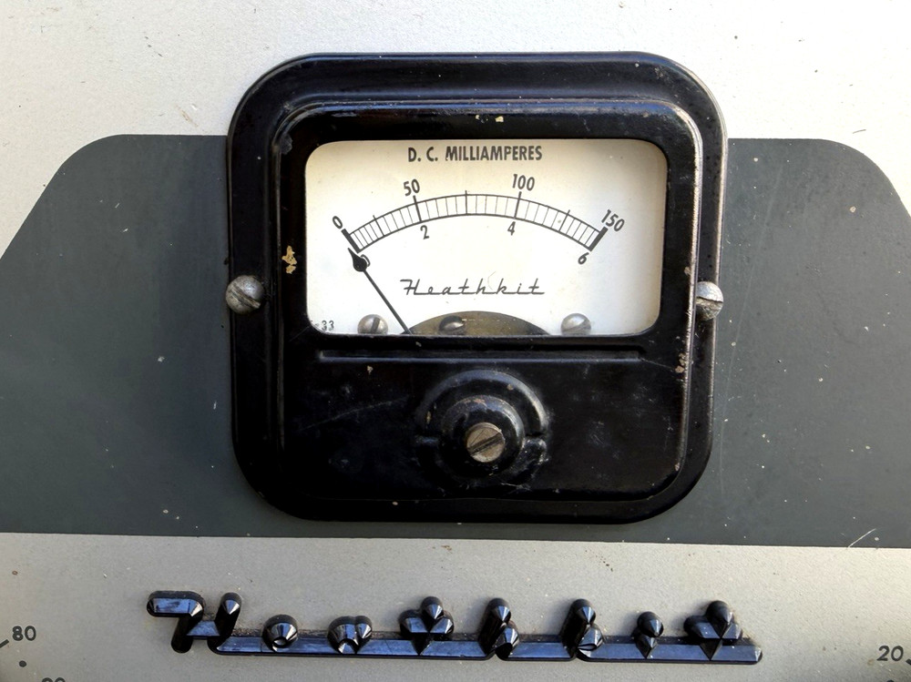 Vintage HeathKit DX-35 Transmitter AS IS-POWERS ON-PLEASE READ