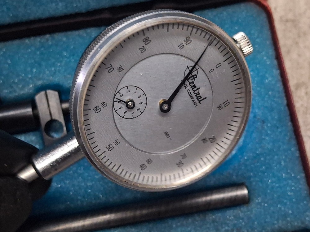 Vintage Central Tools .001" Dial Indicator With Magnetic Base USA