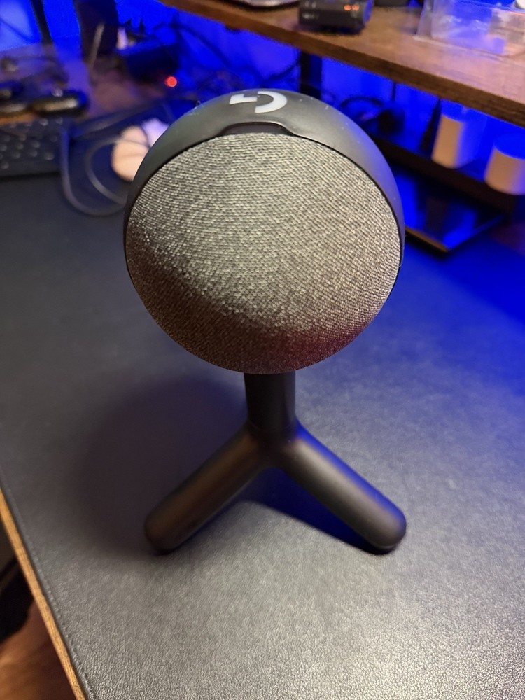 Logitech Yeti Orb USB-C RGB Microphone LIGHTSYNC Blue VOICE Black PC Mac