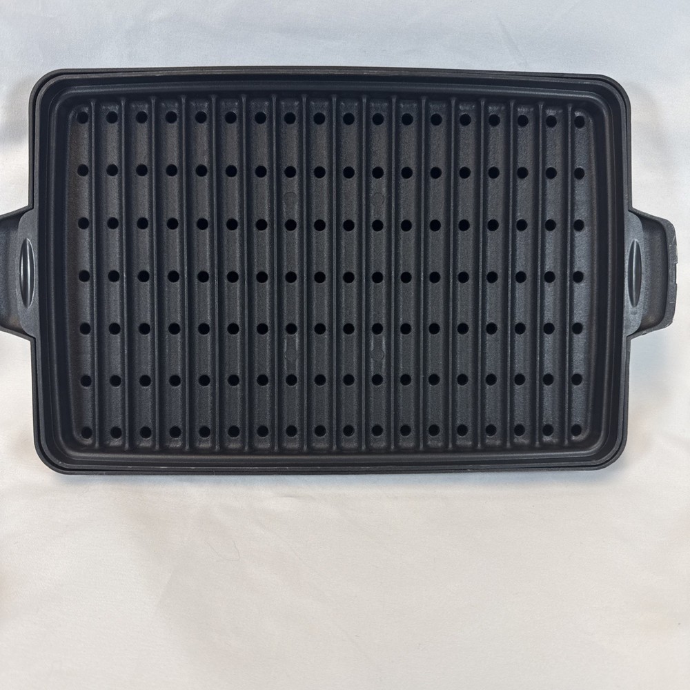 Pampered Chef #1146 Shallow Black Rectangle Micro Cooker Microwave Steamer Nice