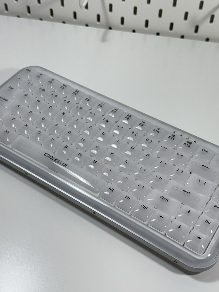 COOLKILLER Balloon84 Compact Keyboard Illuminated Wired USB White QWERTY Layout