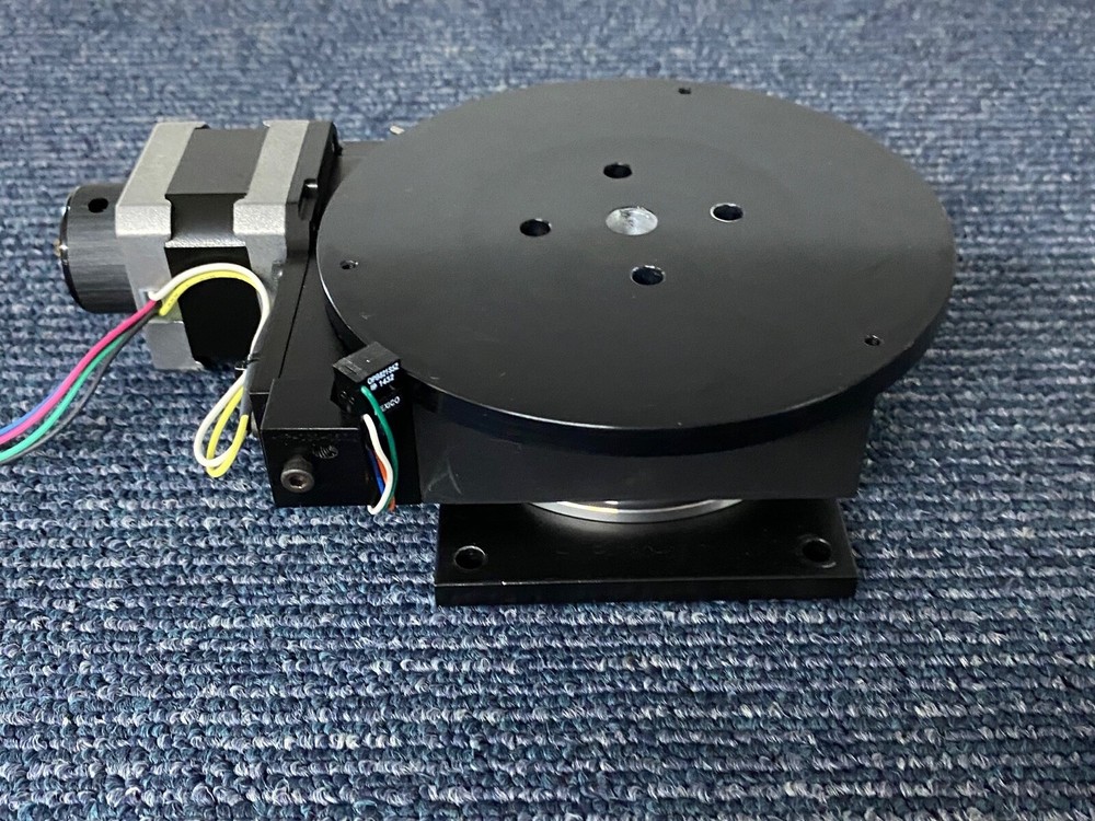 Newport Z046B Motorized Rotation stage