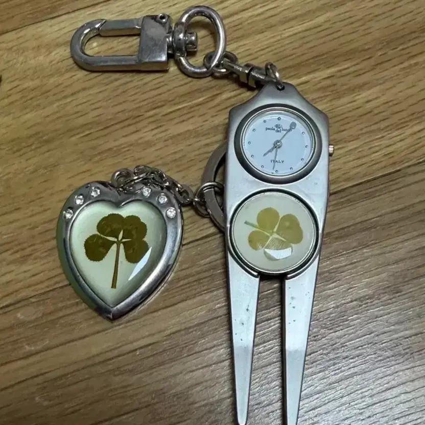 Lucky Clover Clock & Heart Keyring Set Decorative Gift