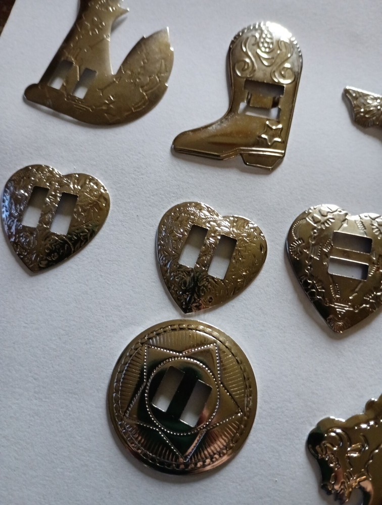 Vintage METAL CONCHO’S-SILVER Craft