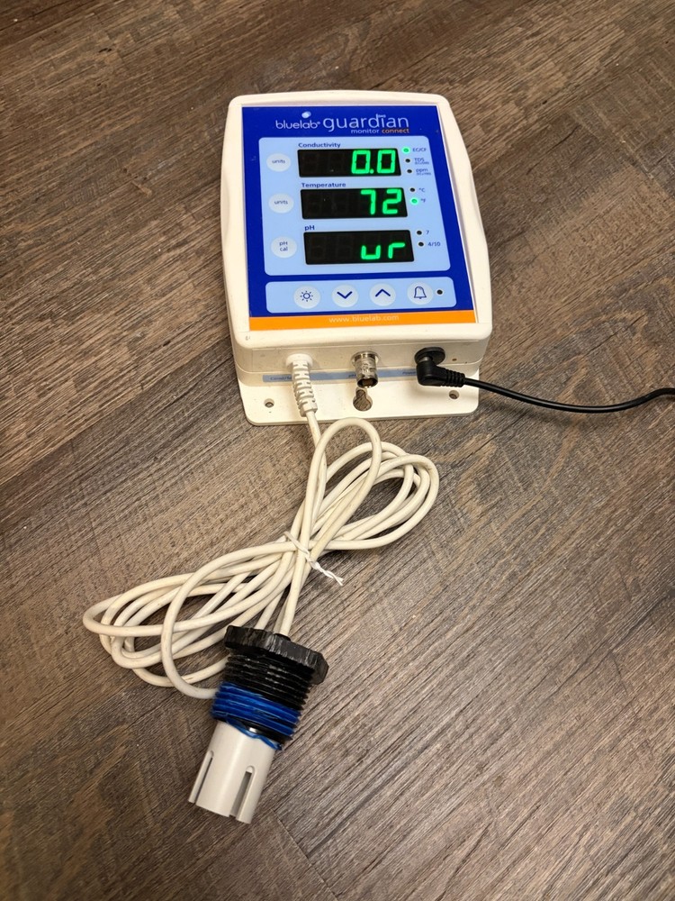 Bluelab pH Controller CONNECT - monitor automatic ph solution dosing lcd display