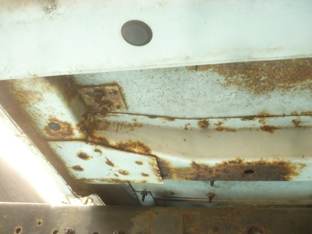 1998 International 4700 cab