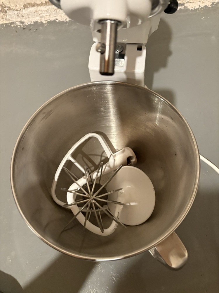 Kitchen Aid Artisan Mixer