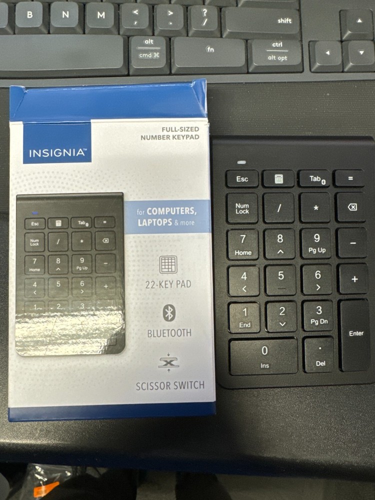 Insignia 22 Key Bluetooth Switch Number Keypad for Windows macOS Ipad android